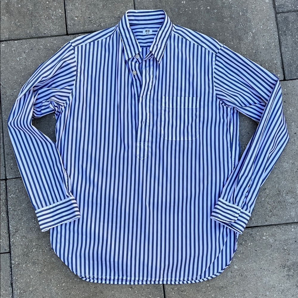 UNIQLO Blue Striped Men's Shirt ( XS / Fits like S/M )